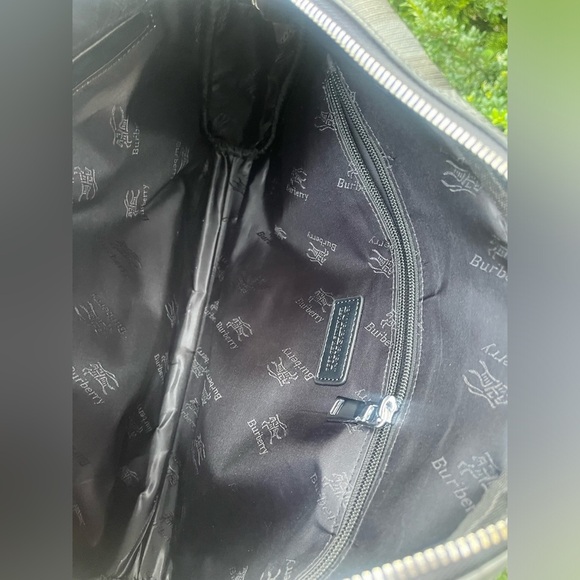 BURBERRY MEN’S BLACK Nova Check Grey black leather CROSSBODY MESSENGER BAG - Picture 11 of 16